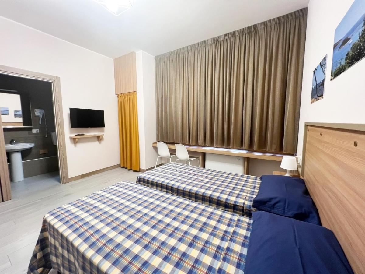 Sissi Comfort Rooms Monza Eksteriør bilde