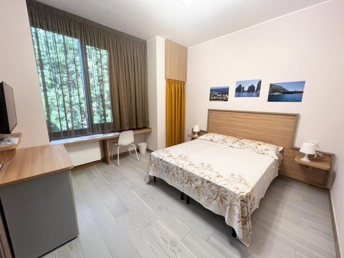 Sissi Comfort Rooms Monza Eksteriør bilde