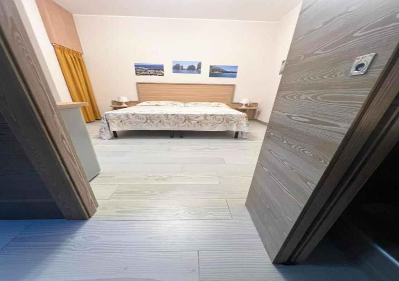 Sissi Comfort Rooms Monza Eksteriør bilde