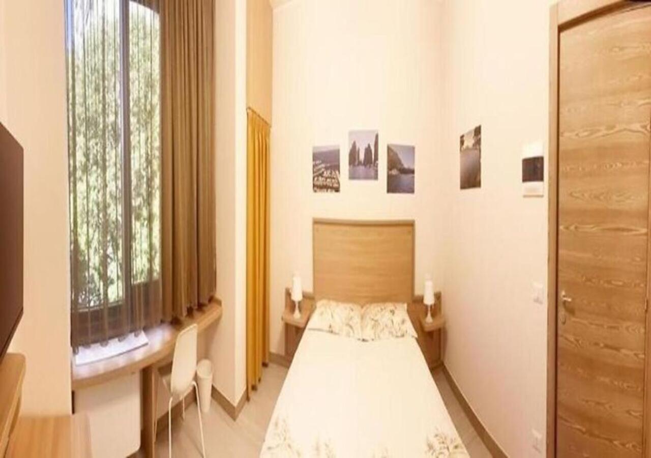 Sissi Comfort Rooms Monza Eksteriør bilde